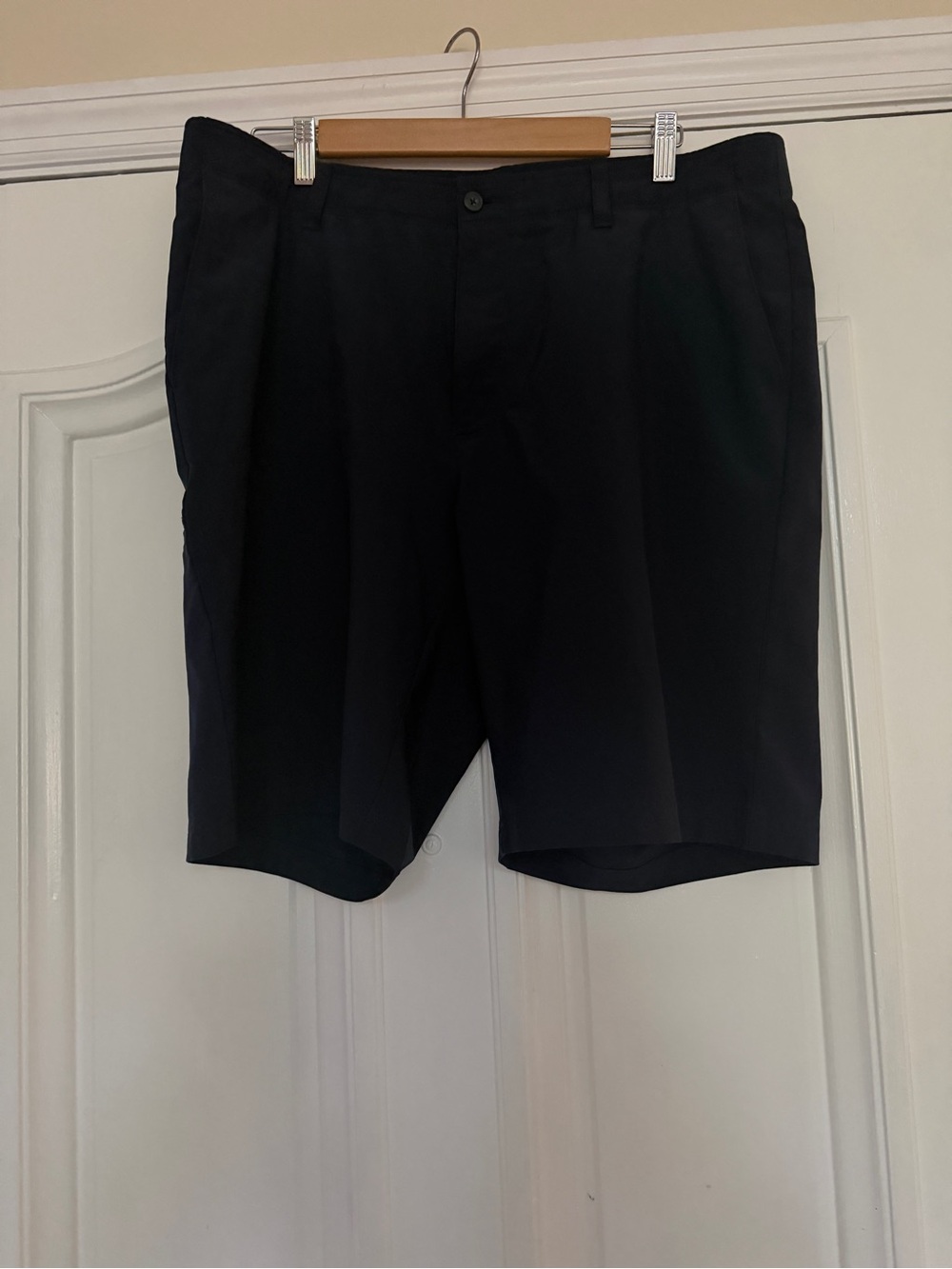 PGA Tour Men's Black Flat-Front Golf Shorts